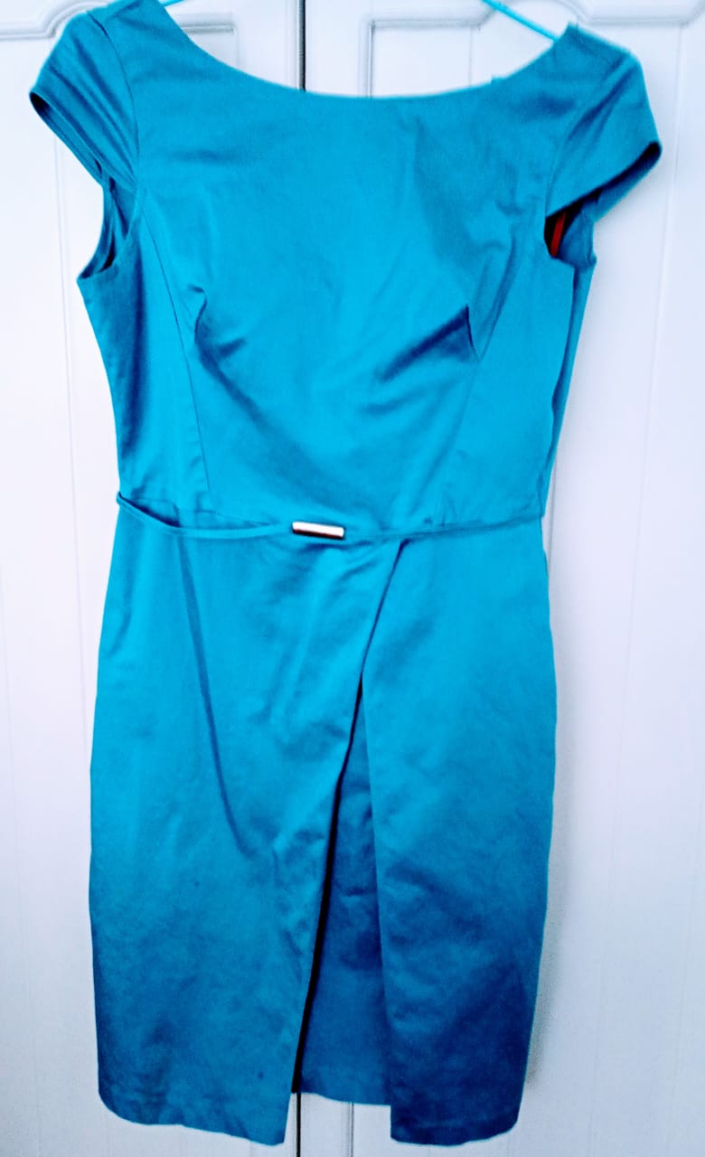vestido-color-cian